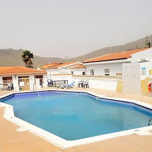 https://apt-apartamento-con-piscina-privada.adeje-hotels.com
